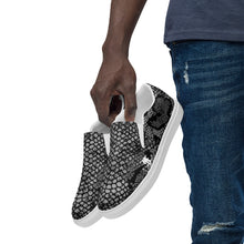 Load image into Gallery viewer, Men’s PYTHON PIT 1 slip-on canvas shoes by INFINITY COBRA