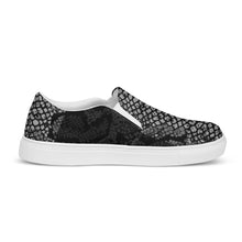 Load image into Gallery viewer, Men’s PYTHON PIT 1 slip-on canvas shoes by INFINITY COBRA