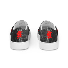 Load image into Gallery viewer, Men’s STATUE OF VISIONARIES slip-on canvas shoes
