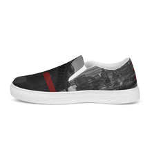 Load image into Gallery viewer, Men’s STATUE OF VISIONARIES slip-on canvas shoes
